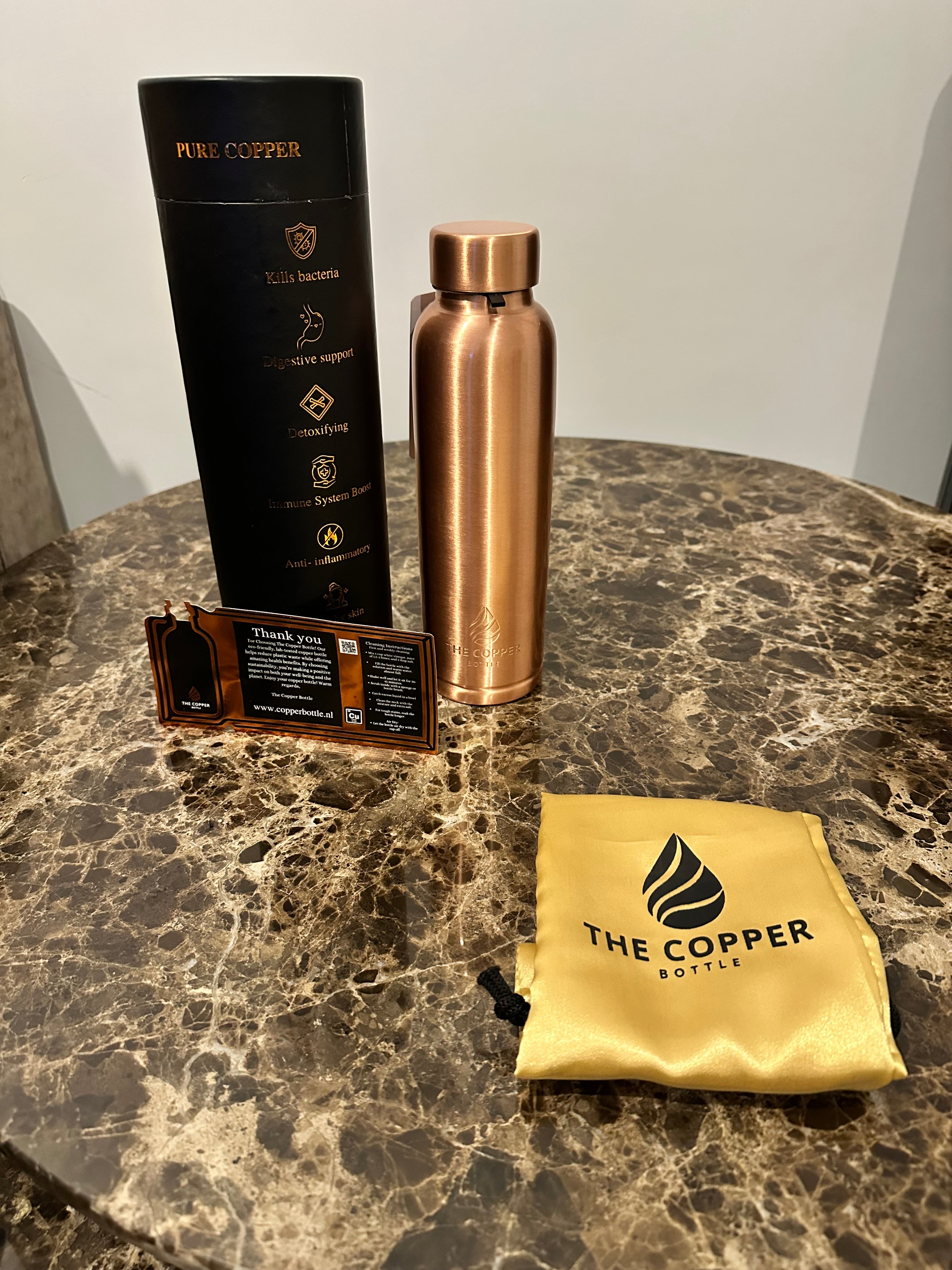 The Copper Bottle - Koperen fles V2